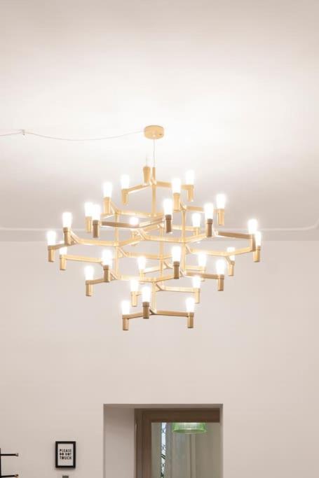 Modern Comfort, Poetic Charm Lejlighed