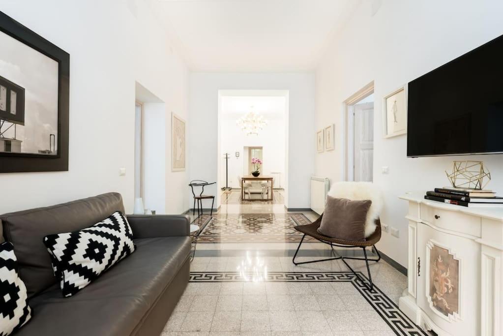 Modern Comfort, Poetic Charm Lejlighed *