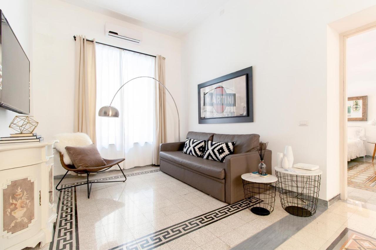 Modern Comfort, Poetic Charm Lejlighed